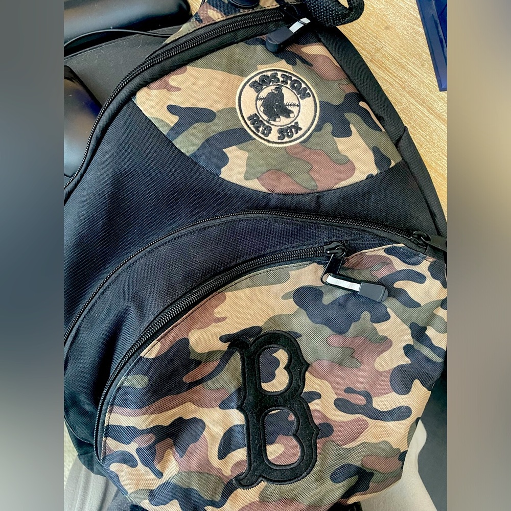 One Concept Boston Red Sox side back pack
